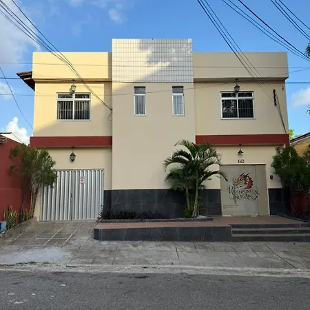 Acomodação com café da manhã  Residencial Dragão Fortaleza (Ceara)