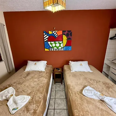 Acomodação com café da manhã  Residencial Dragão 3*