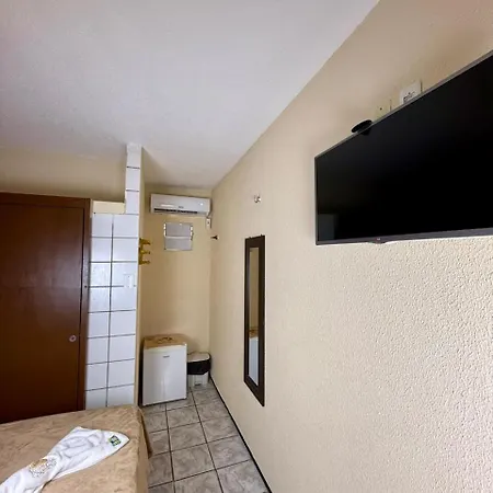 Acomodação com café da manhã  Residencial Dragão 3*