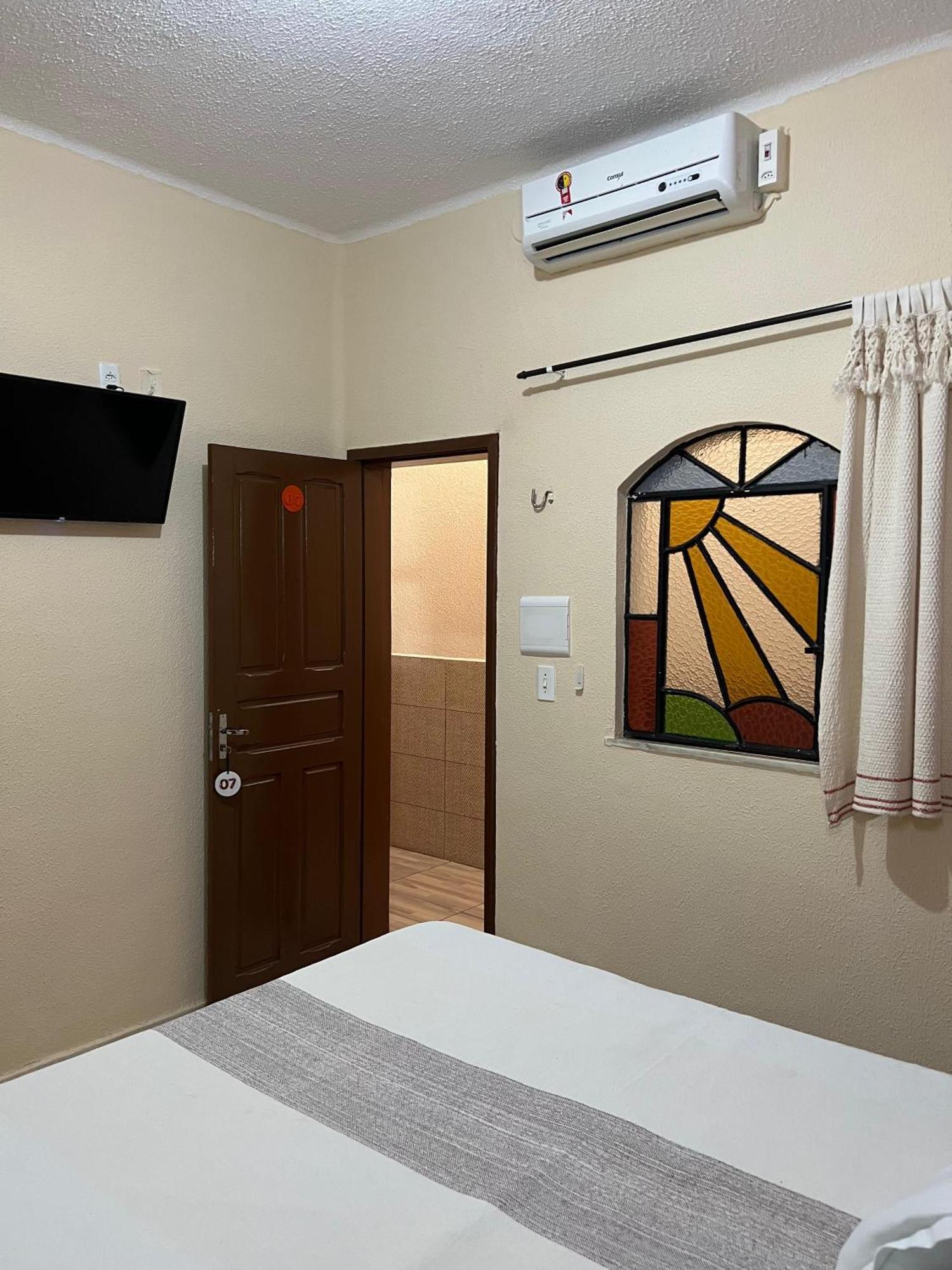Acomodação com café da manhã  Residencial Dragao *